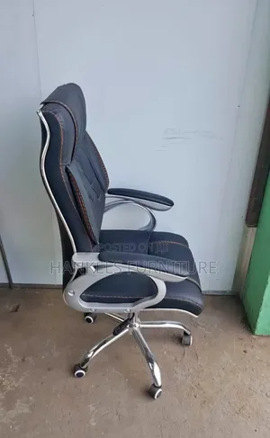 Leather Executive Director Chair – Premium Comfort