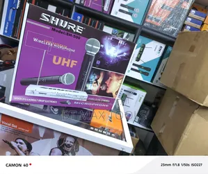 Sh-500 Uhf Dual Wireless Microphone System
