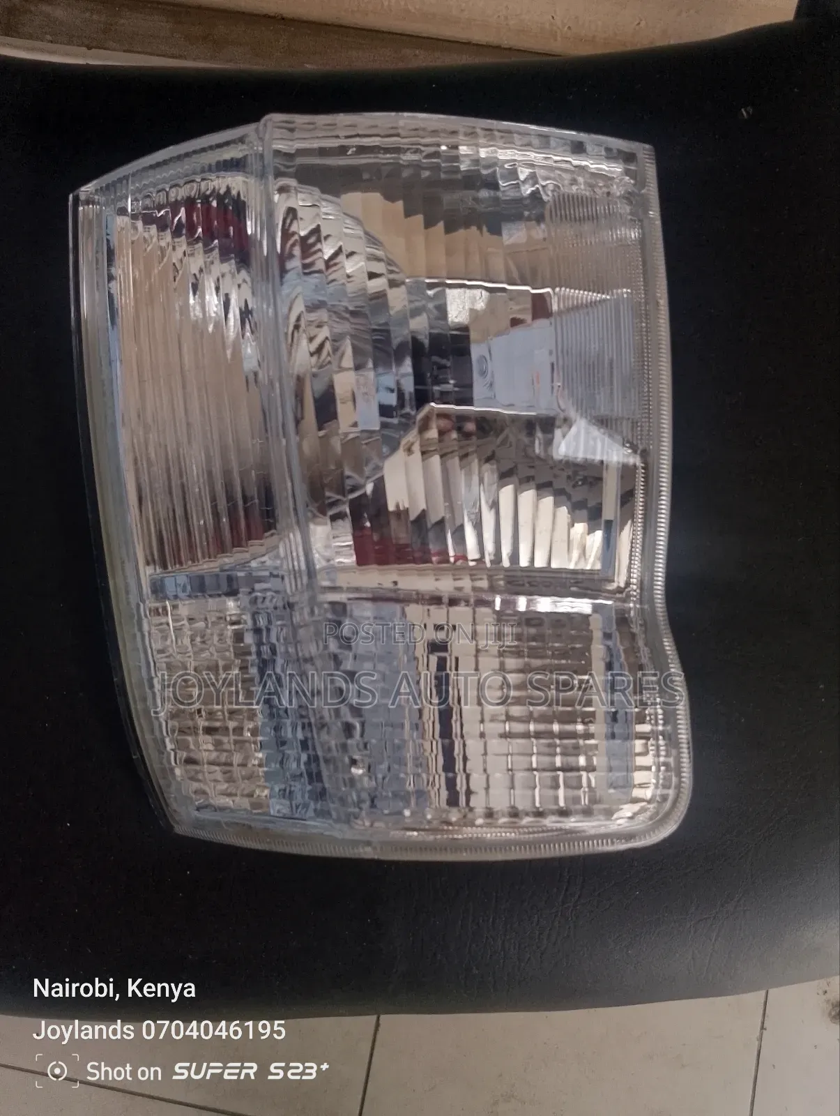 Nissan Caravan/E25 2001/2003/2005 Corner Lamp