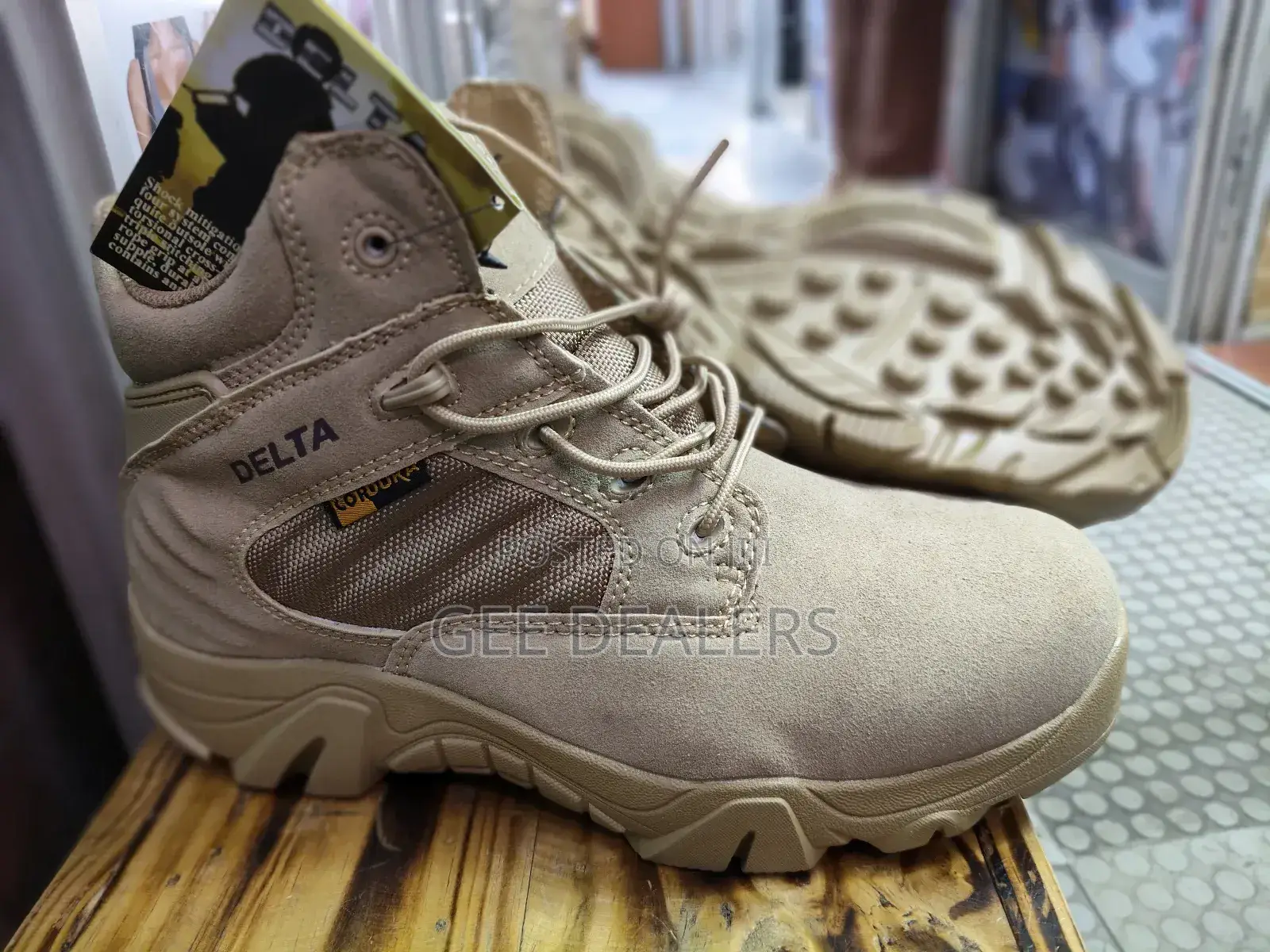 Low Cut Delta Boots, Desert Boots