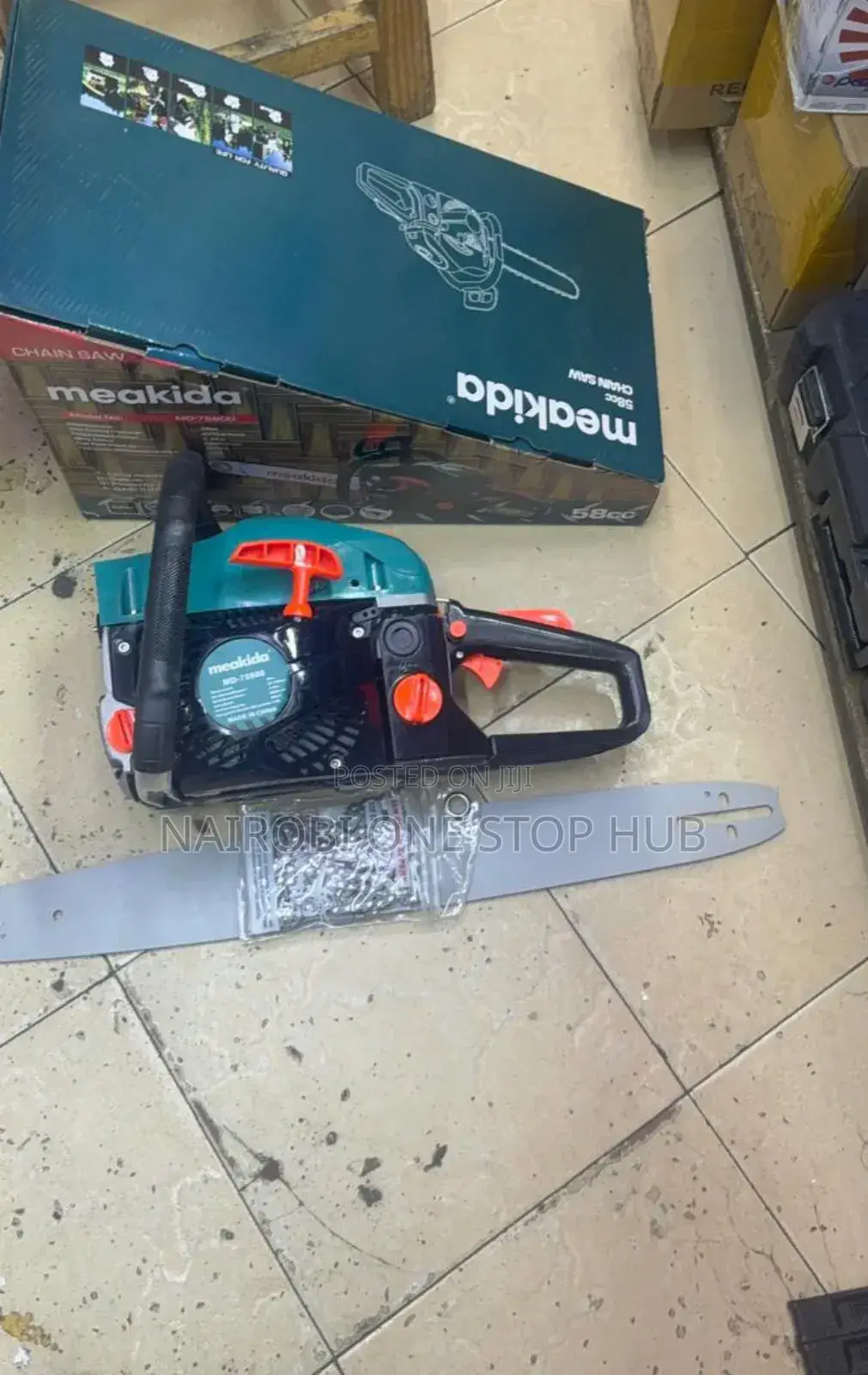 Meakida Md 5800 Gasoline Chainsaw.
