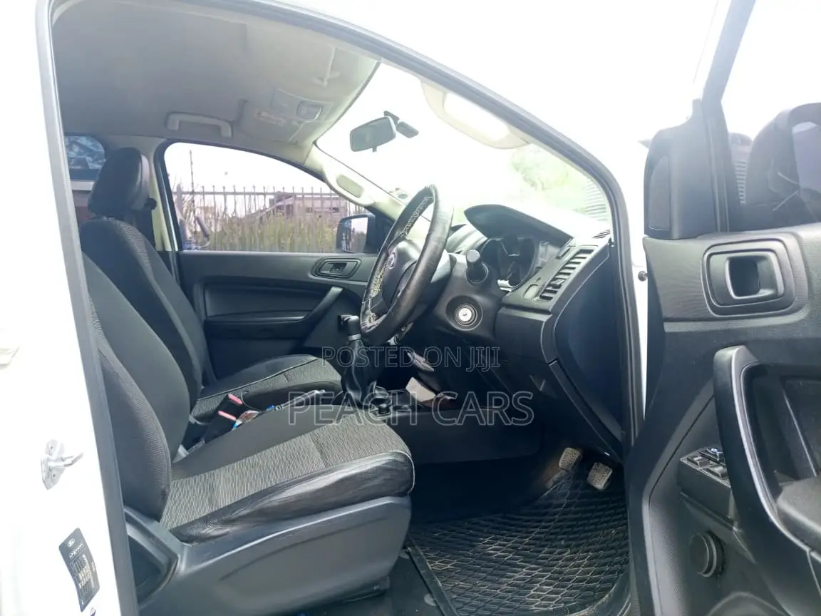 Ford Ranger Lariar 4x4 SuperCad 6ft. 2019 White