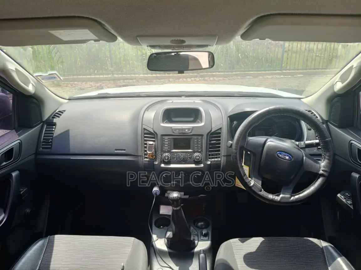 Ford Ranger Lariar 4x4 SuperCad 6ft. 2019 White