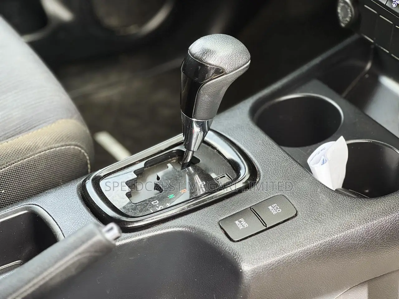 Toyota Hilux 2019 Black
