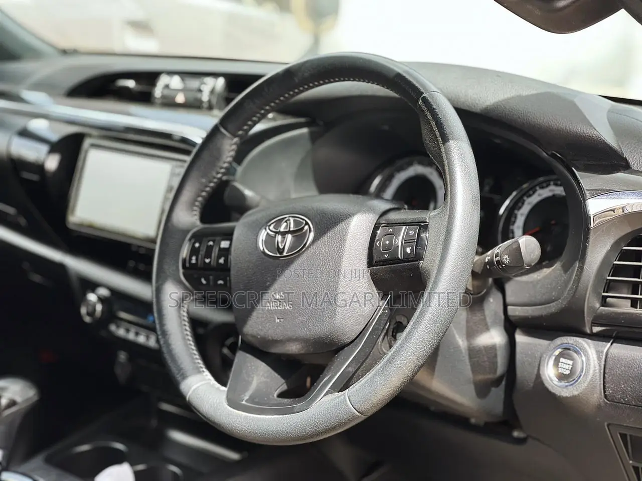 Toyota Hilux 2019 Black