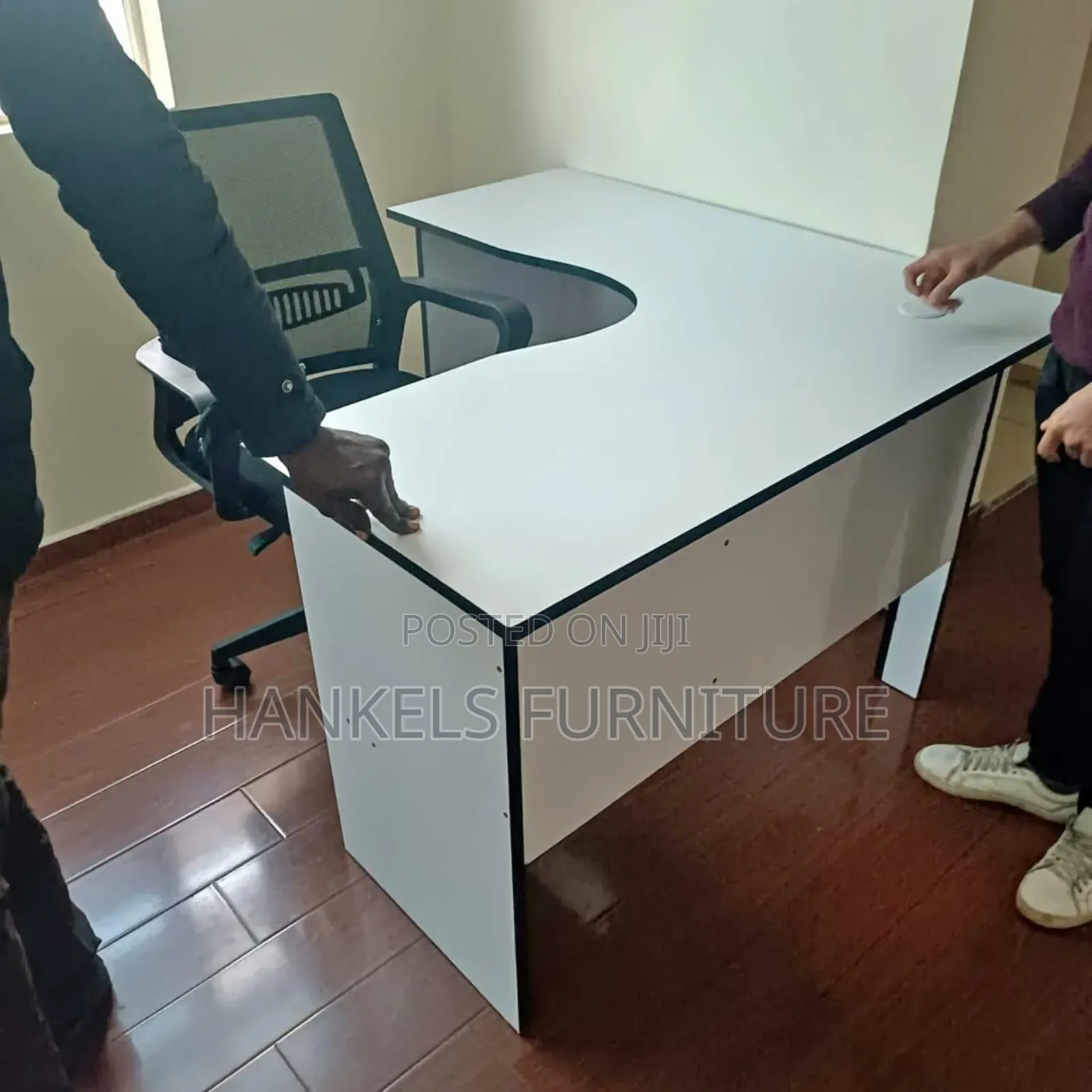 Modern Workstation: L-Shape Office Desk