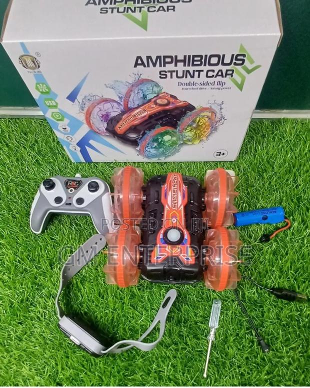 *Amphibious Stunt Car for Kids