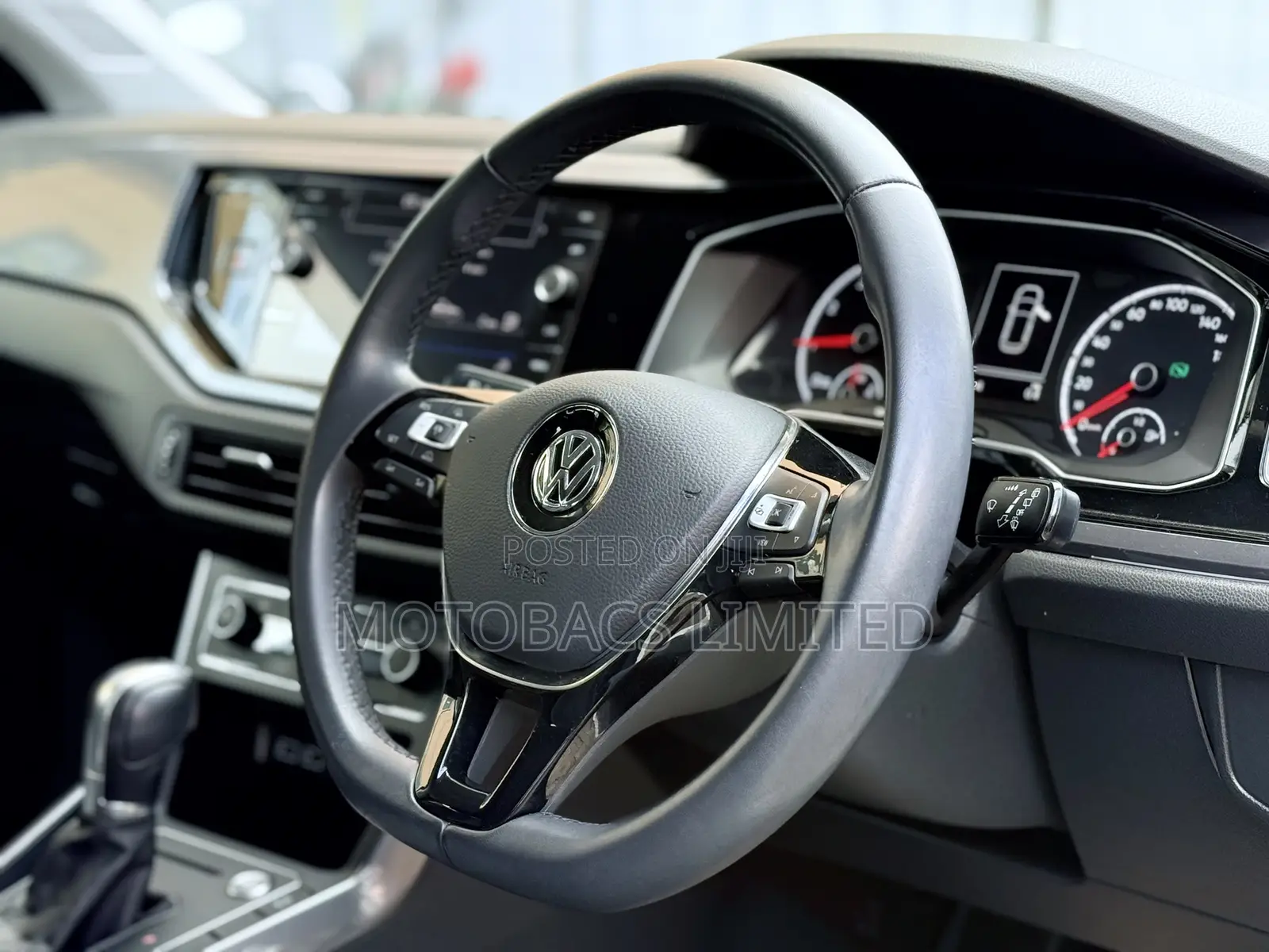 Volkswagen Polo 2019 Pearl