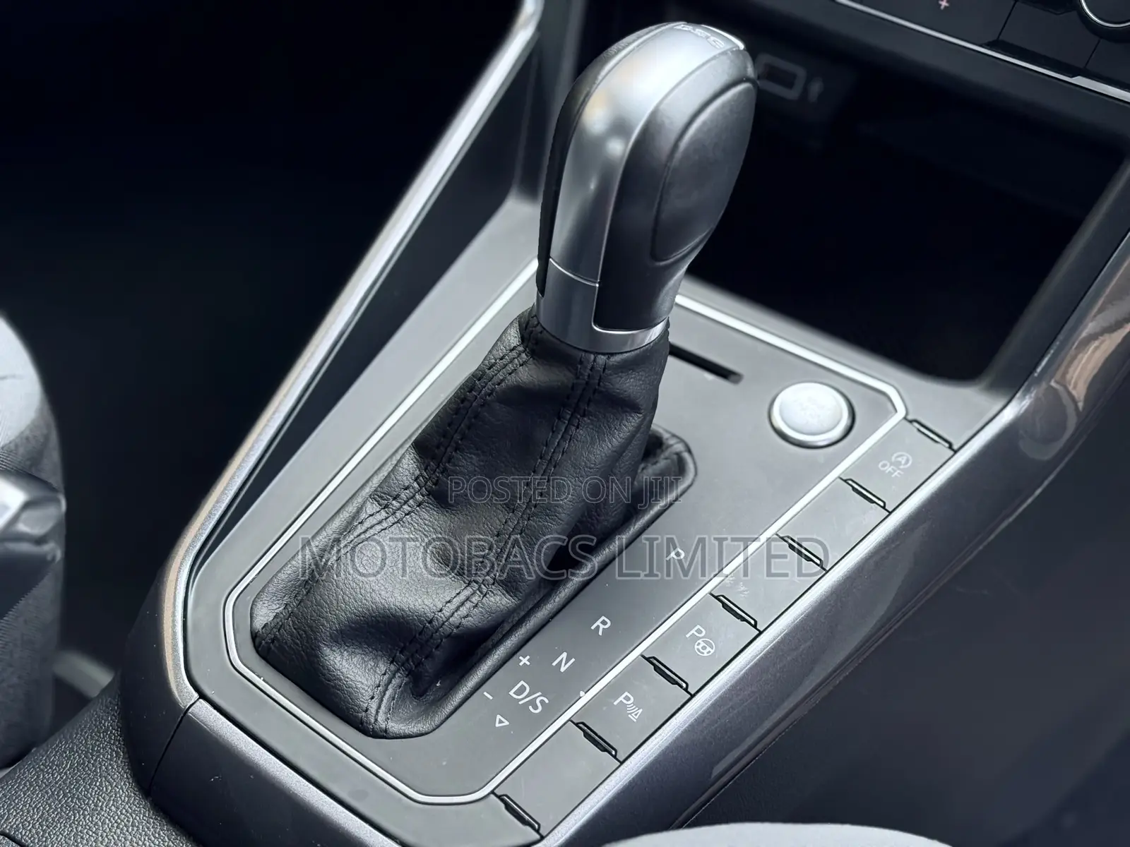 Volkswagen Polo 2019 Pearl