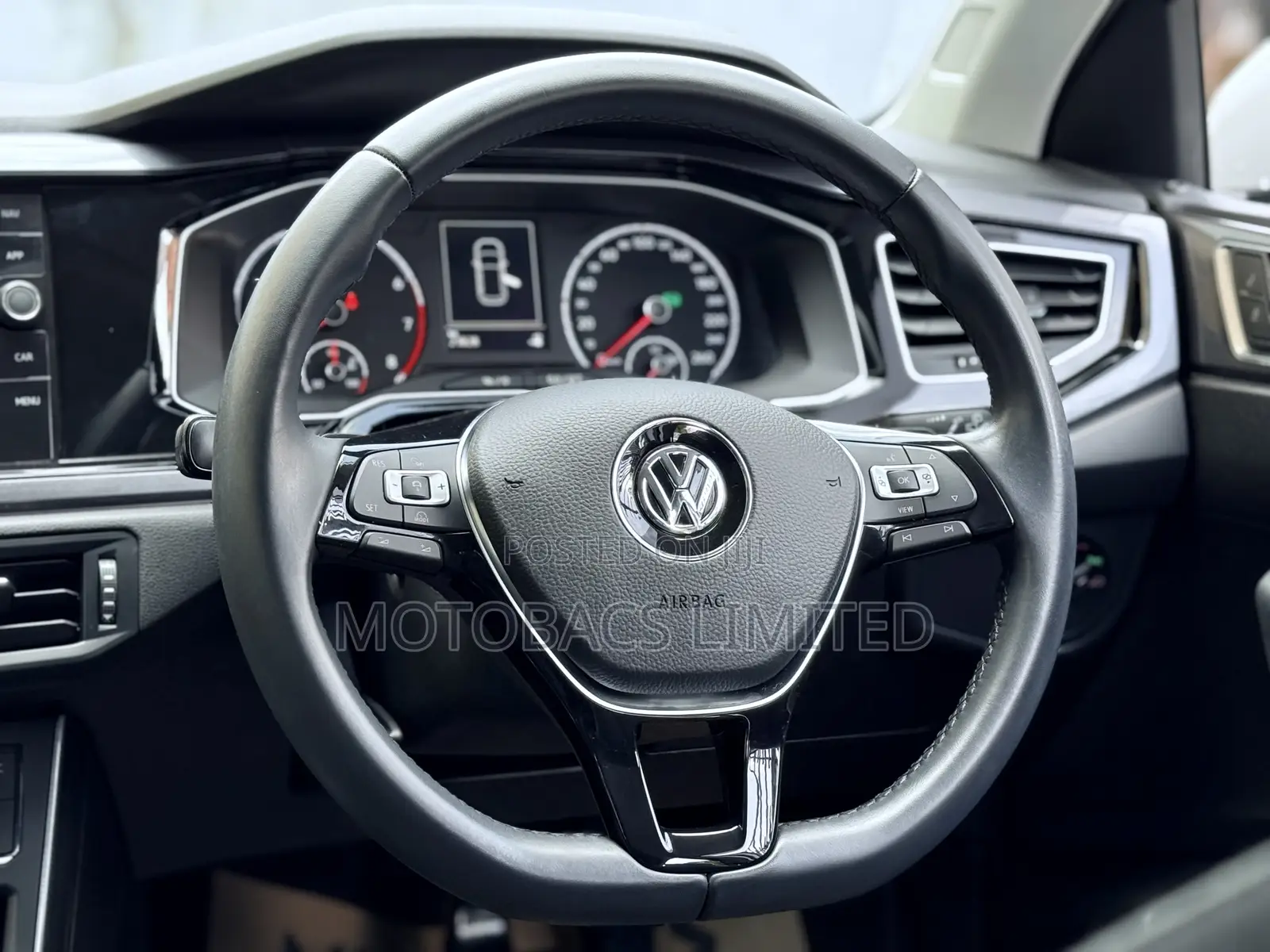 Volkswagen Polo 2019 Pearl