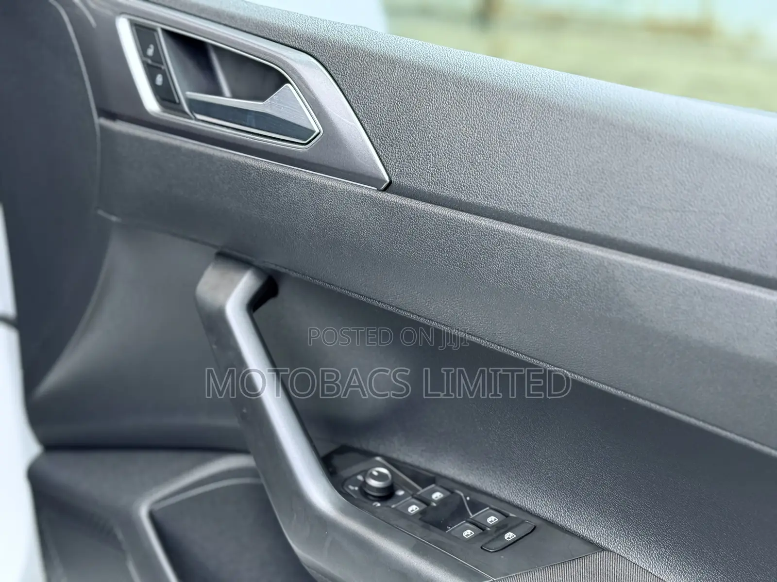 Volkswagen Polo 2019 Pearl