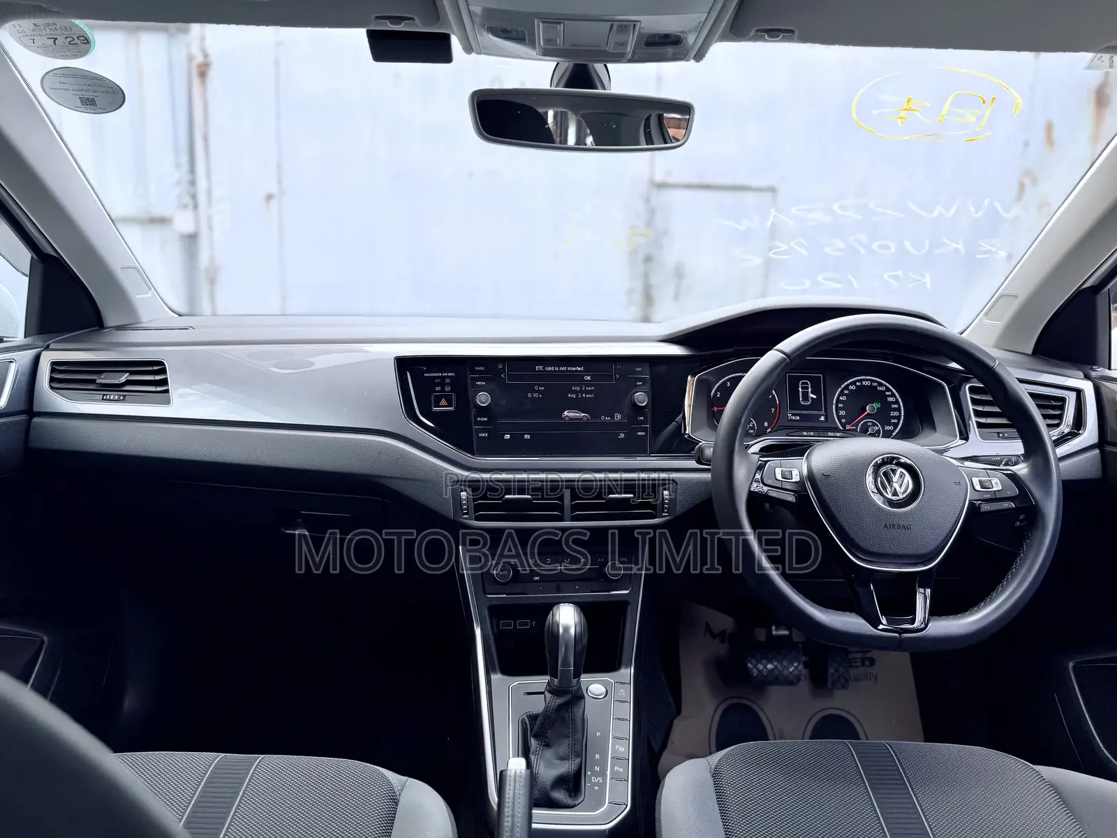Volkswagen Polo 2019 Pearl