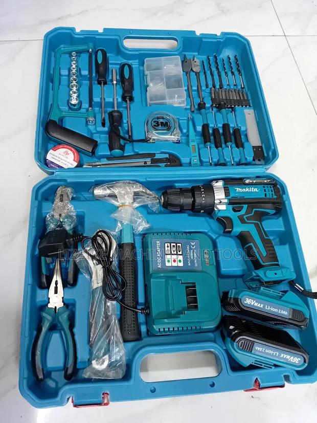 Cordless Makita Drill Set - thumbnail 2