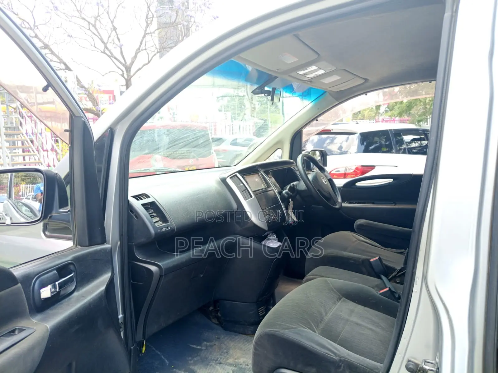 Nissan Serena 2008 Silver
