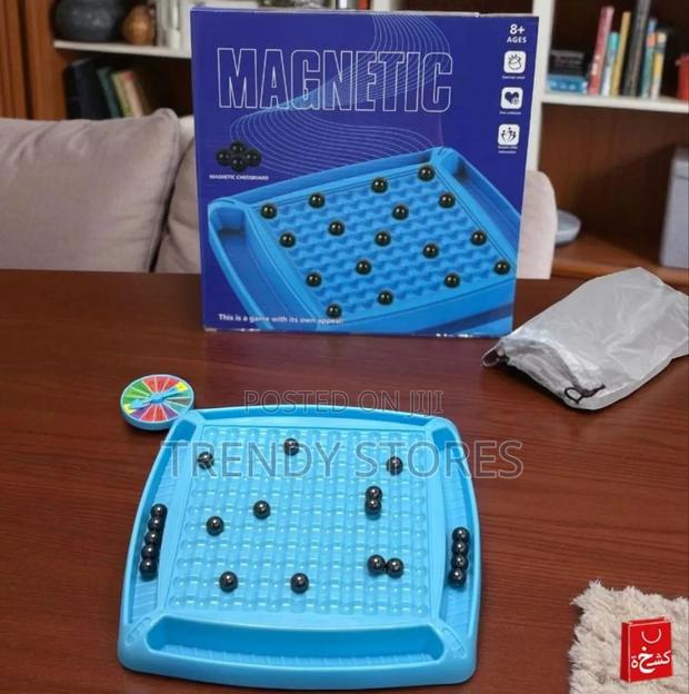 Magnetic Chess - main view