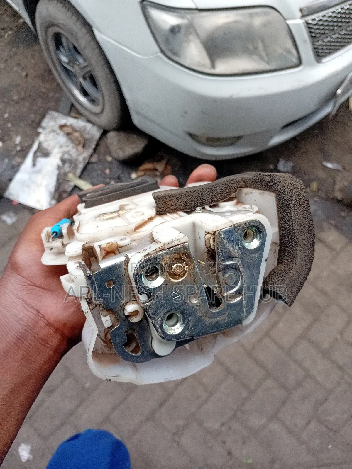 Subaru Leagacy Br9 Front Door Lock