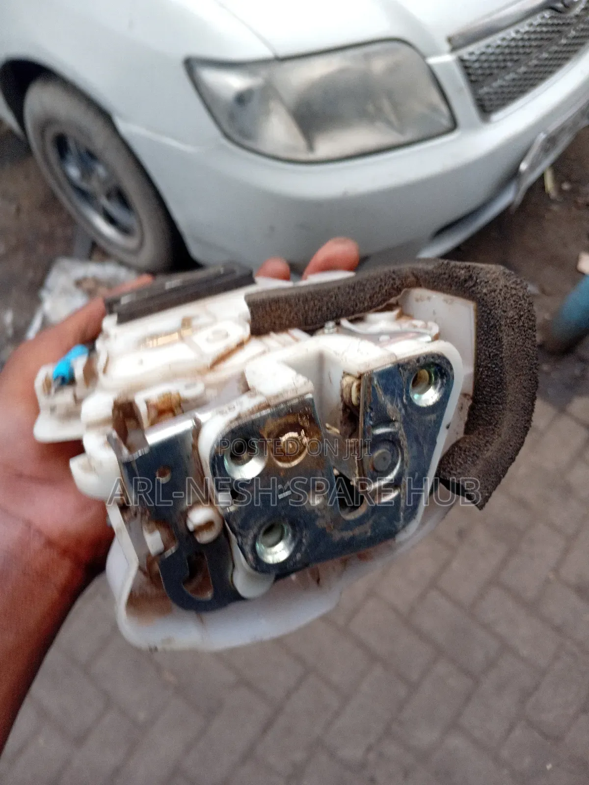 Subaru Leagacy Br9 Front Door Lock