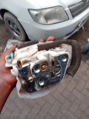 Subaru Leagacy Br9 Front Door Lock