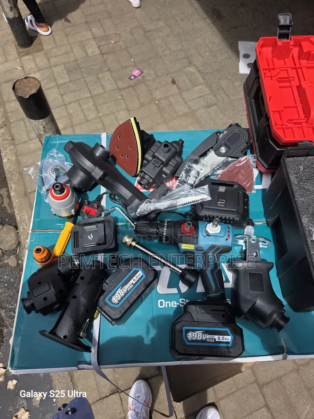 Generic Brand Cordless Power Tool Combo Kit.