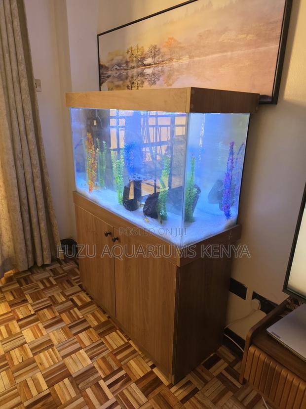 Spacious Light Wood Aquarium (Rectangular) - main view