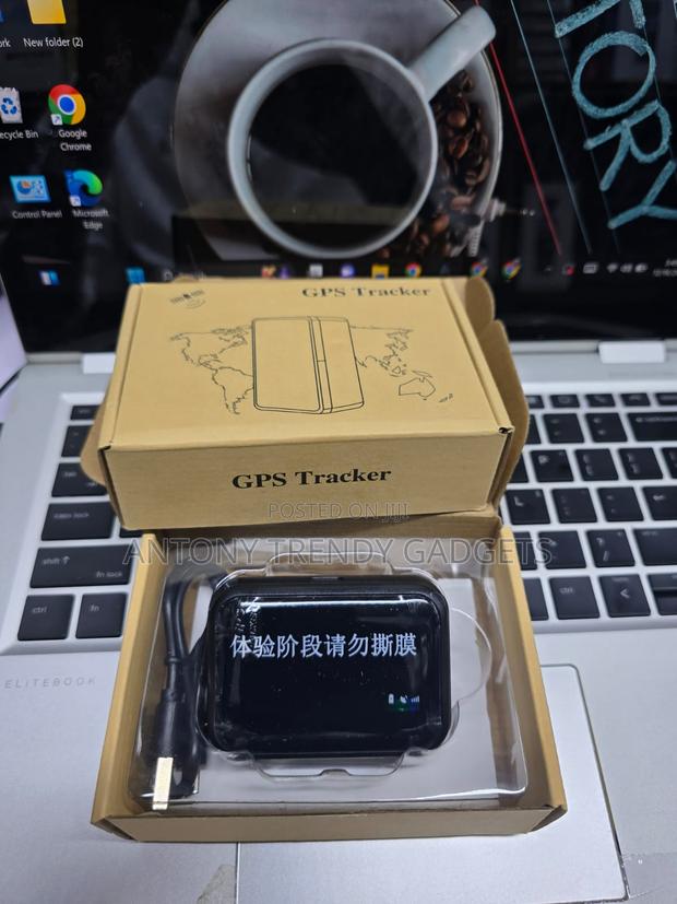 Compact Real-time Gps Tracking Device For Pets & Vehicles - main view