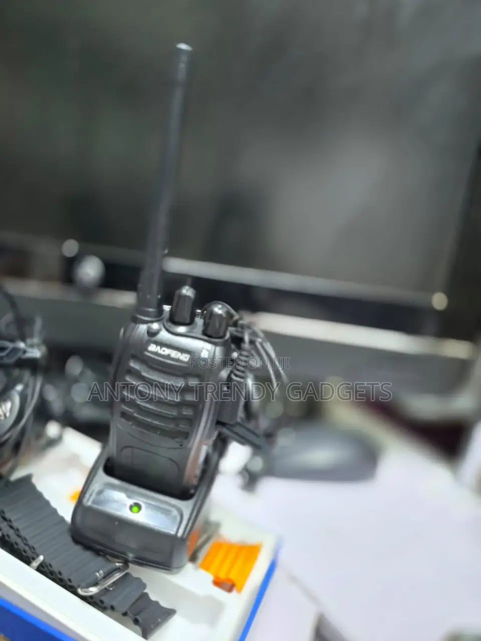 Bf-888s Two-way Radio With Rechargeable Battery & Led Flashlight