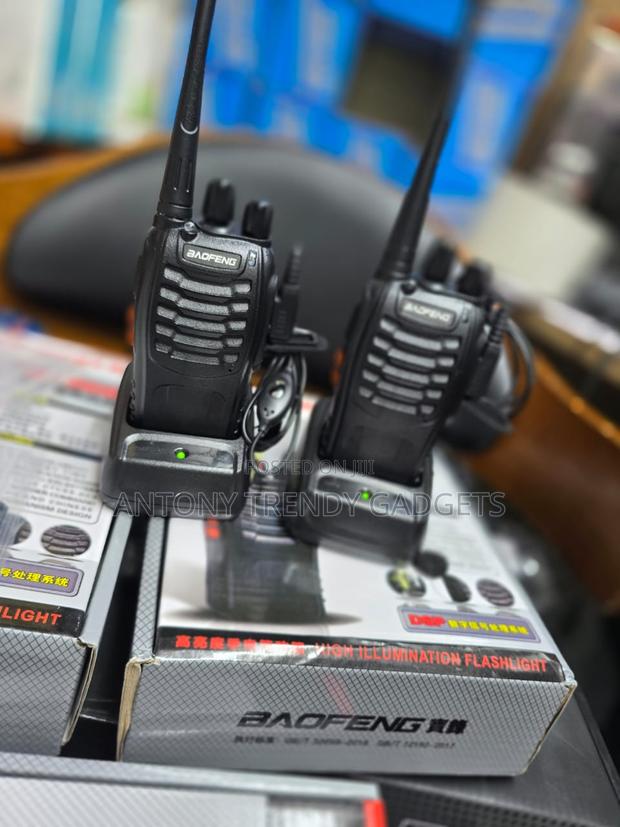 Compact Bf-888s Uhf Radio With Noise Reduction & Scrambler Function - main view