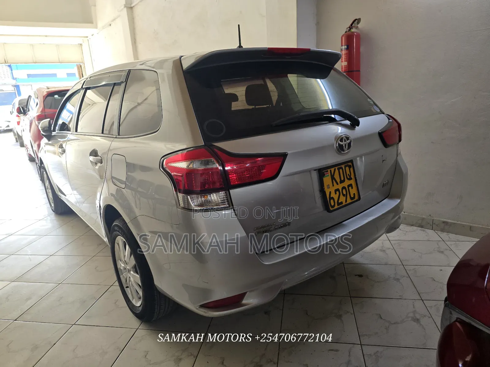 Toyota Corolla Fielder 2017 Silver