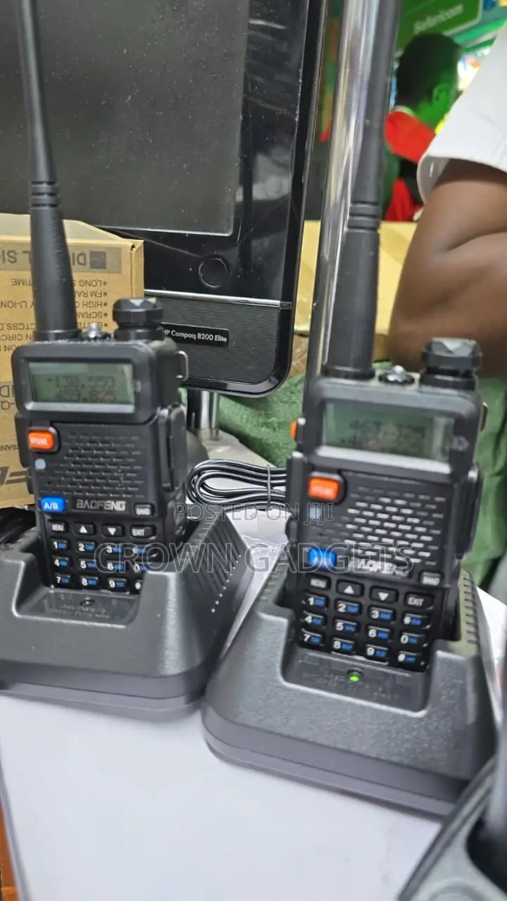 Baofeng Uv-5r Dual-Band Two-Way Radio – 128 Channels