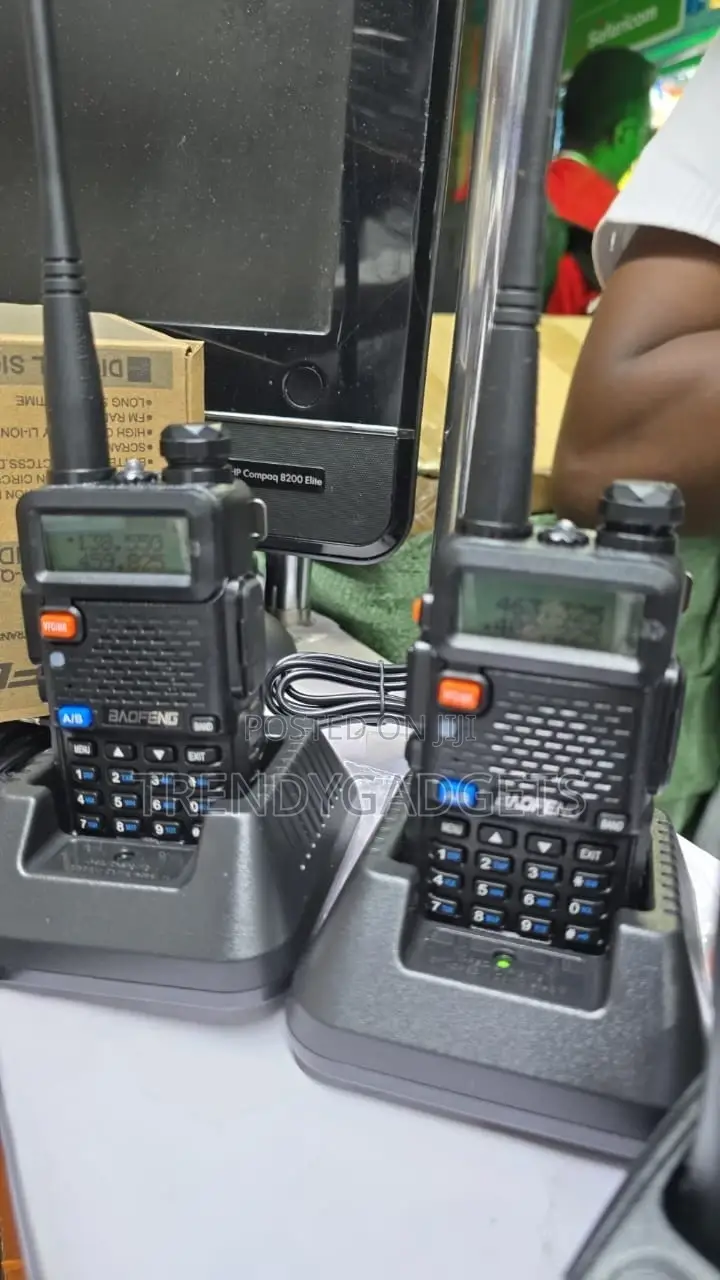 Baofeng Uv-5r Dual-Band Two-Way Radio – 128 Channels
