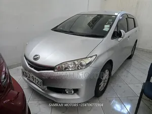 Toyota Wish 2017 Silver