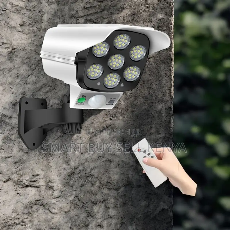 Outdoor Security Dummy Fake CCTV Camera With Motion Sensor Solar Light