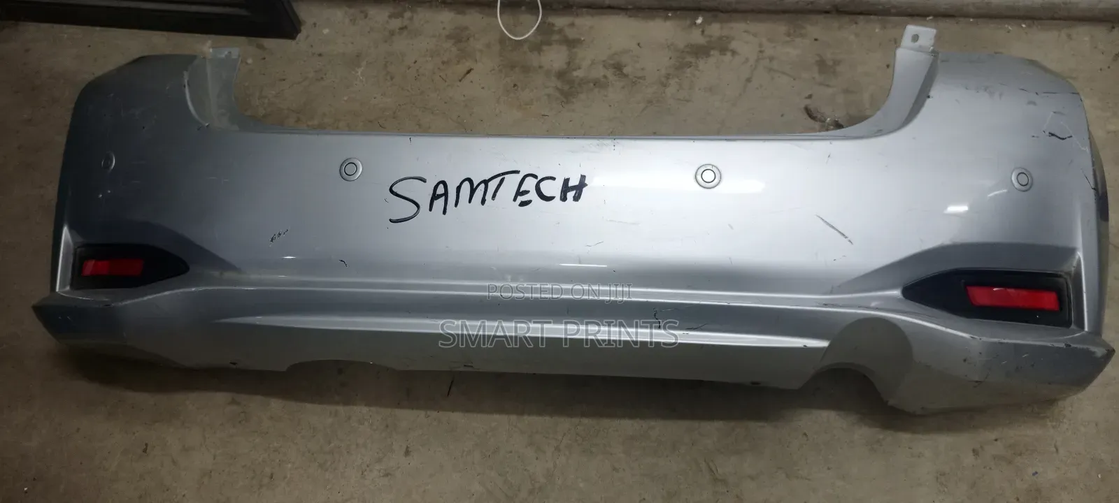 Exceptional Quality Nissan Note 2015 Back Bumper in Good Condition