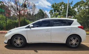 Toyota Auris 2013 White