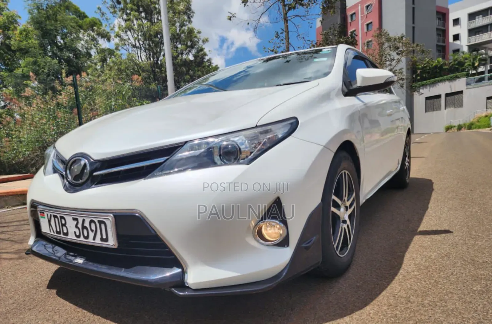 Toyota Auris 2013 White