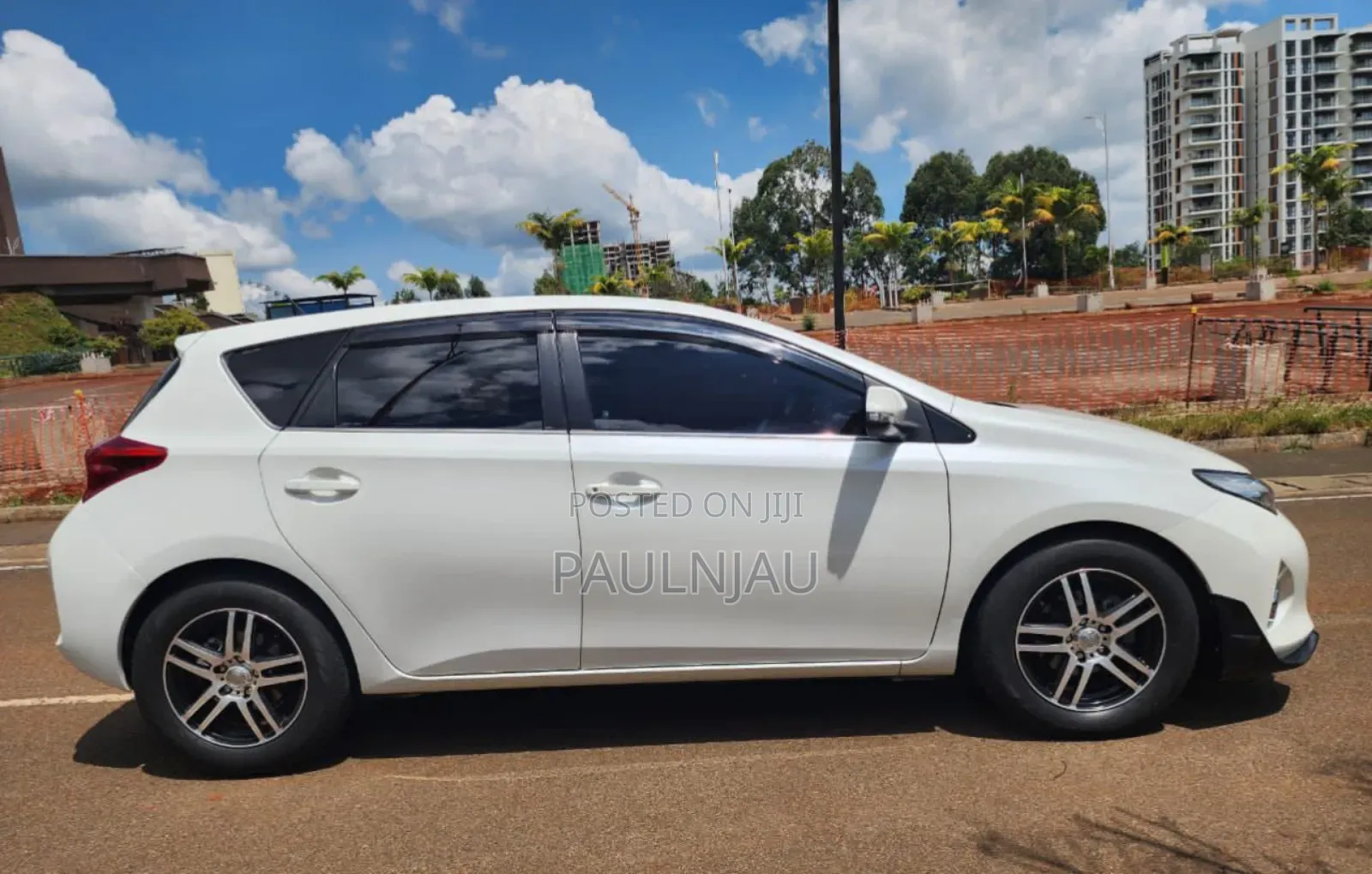 Toyota Auris 2013 White