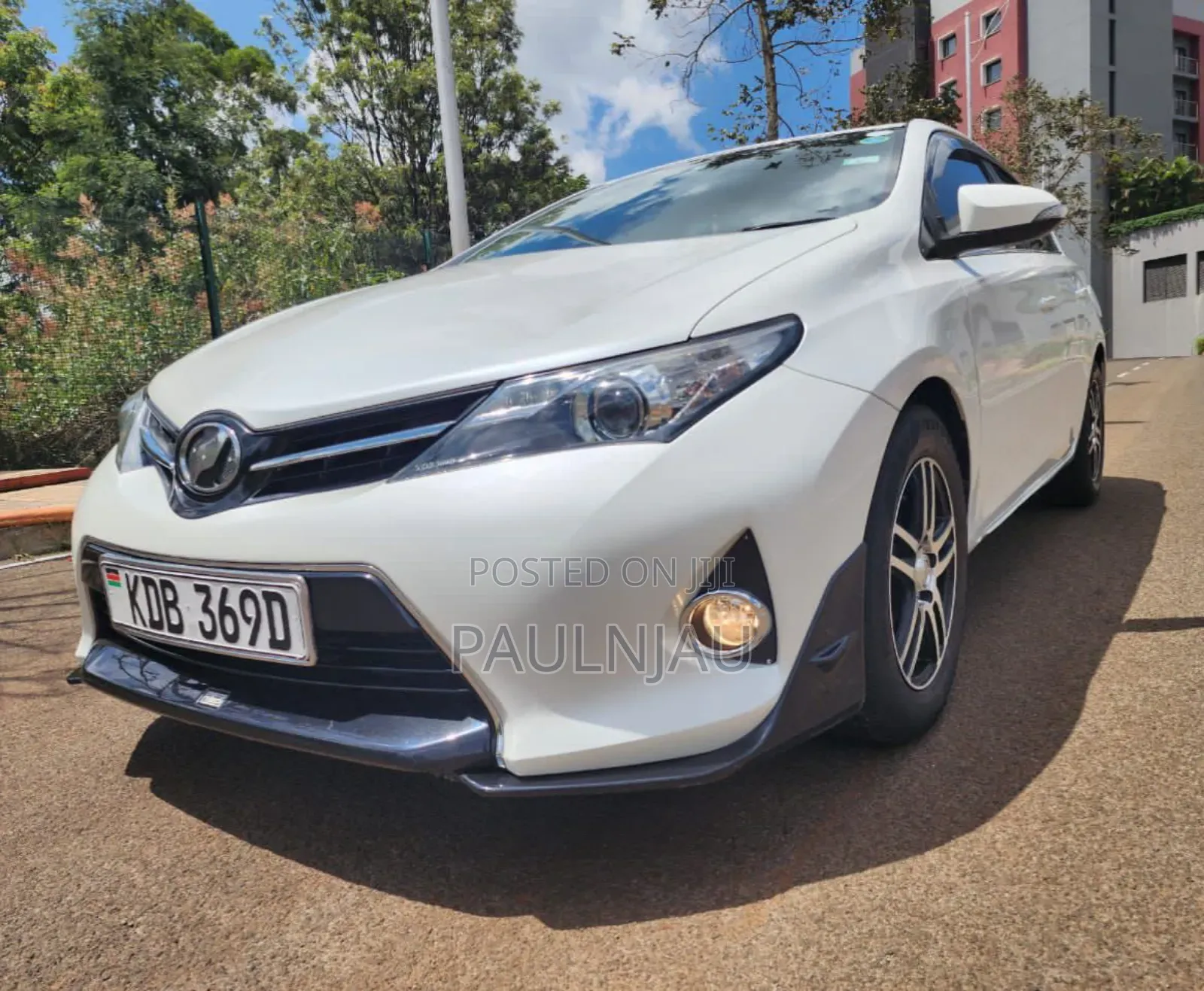 Toyota Auris 2013 White
