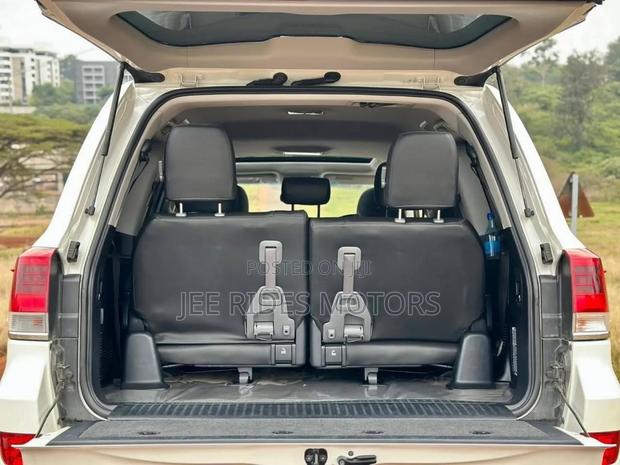 Toyota Land Cruiser 4.5 V8 TD 2017 White - thumbnail 9