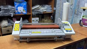 A3 Hot and Cold Lamination Machine With 4 Rollers - thumbnail 2