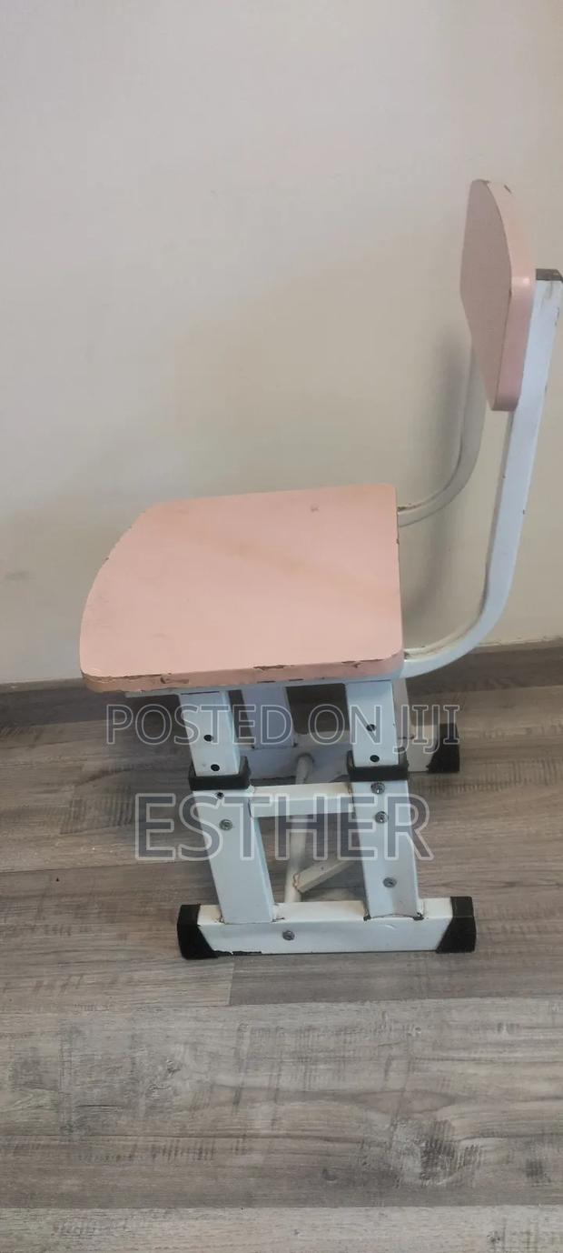 Kid's Study Table and Chair - thumbnail 4