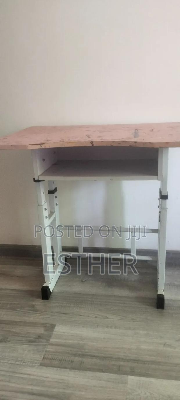 Kid's Study Table and Chair - thumbnail 9