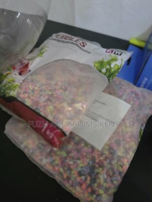 1kg Mixed Colorful Aquarium Pebbles - Instant Tank Brightener - thumbnail 2