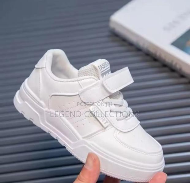 Kids Laced White Sneakers (Size 21-38) - thumbnail 3