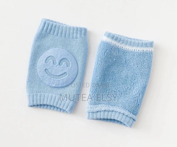 Quality Multicoloured Kids Knee Pads - thumbnail 2