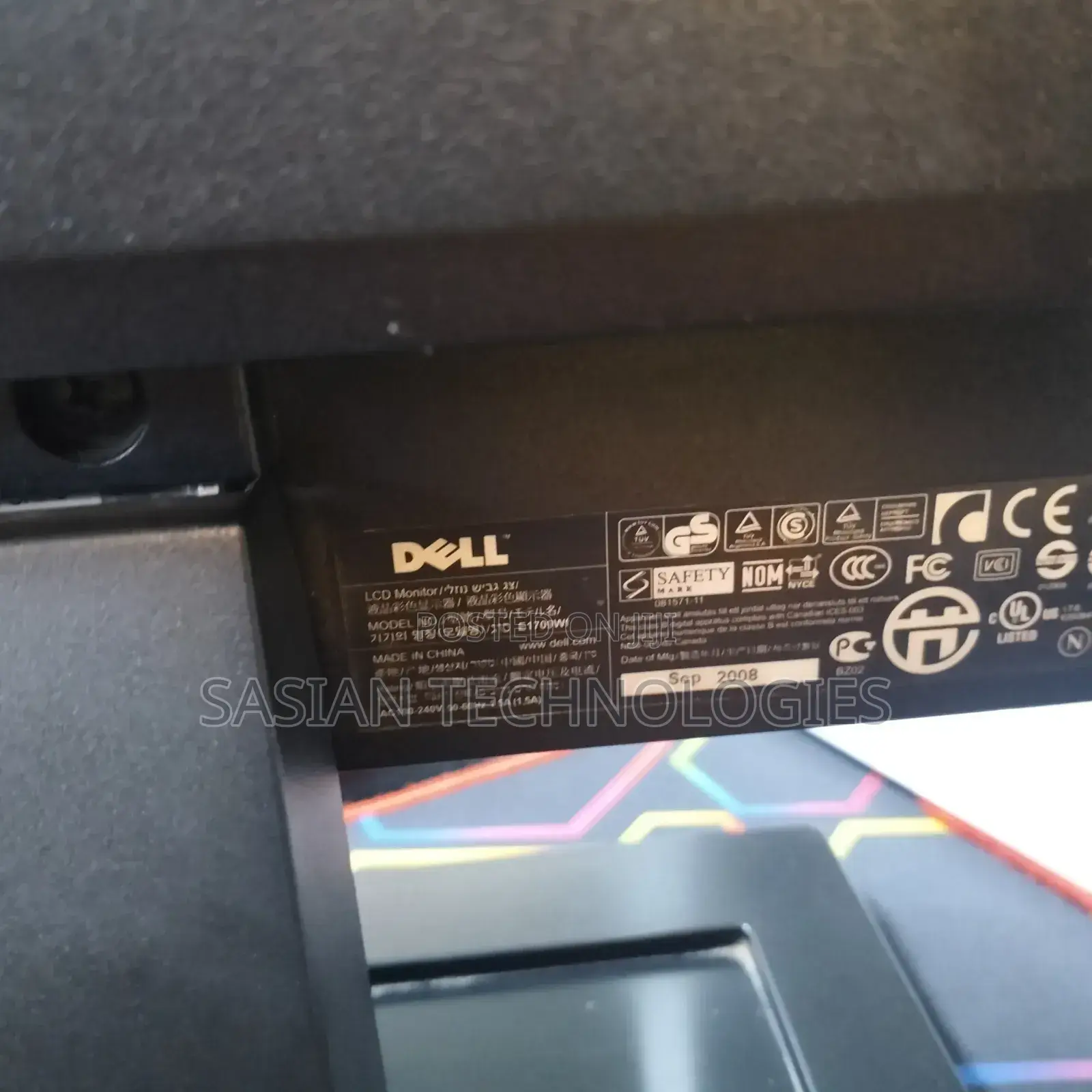 17 Inches Wide TFT
