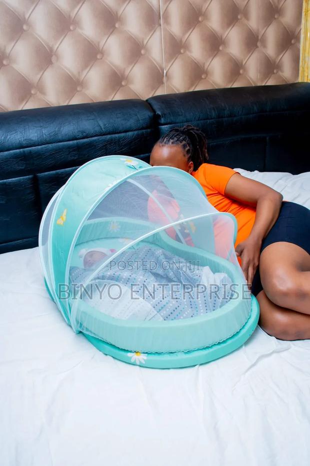 Baby Sleeping Nest