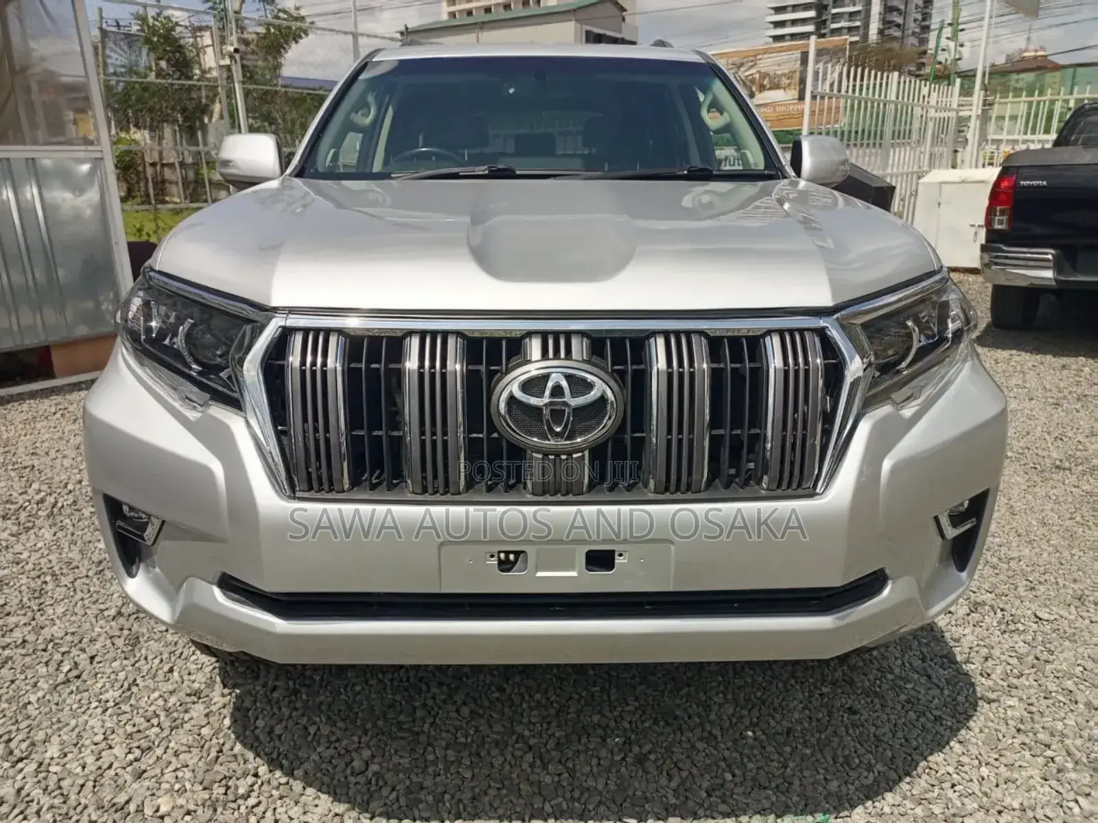 Toyota Land Cruiser Prado 2017 Silver