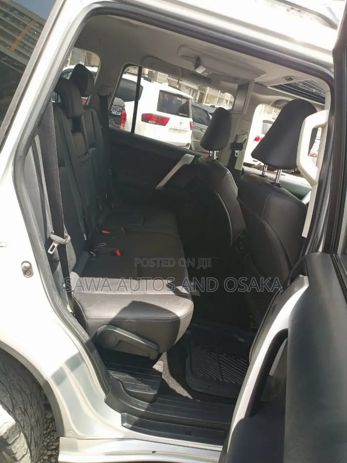 Toyota Land Cruiser Prado 2017 Silver
