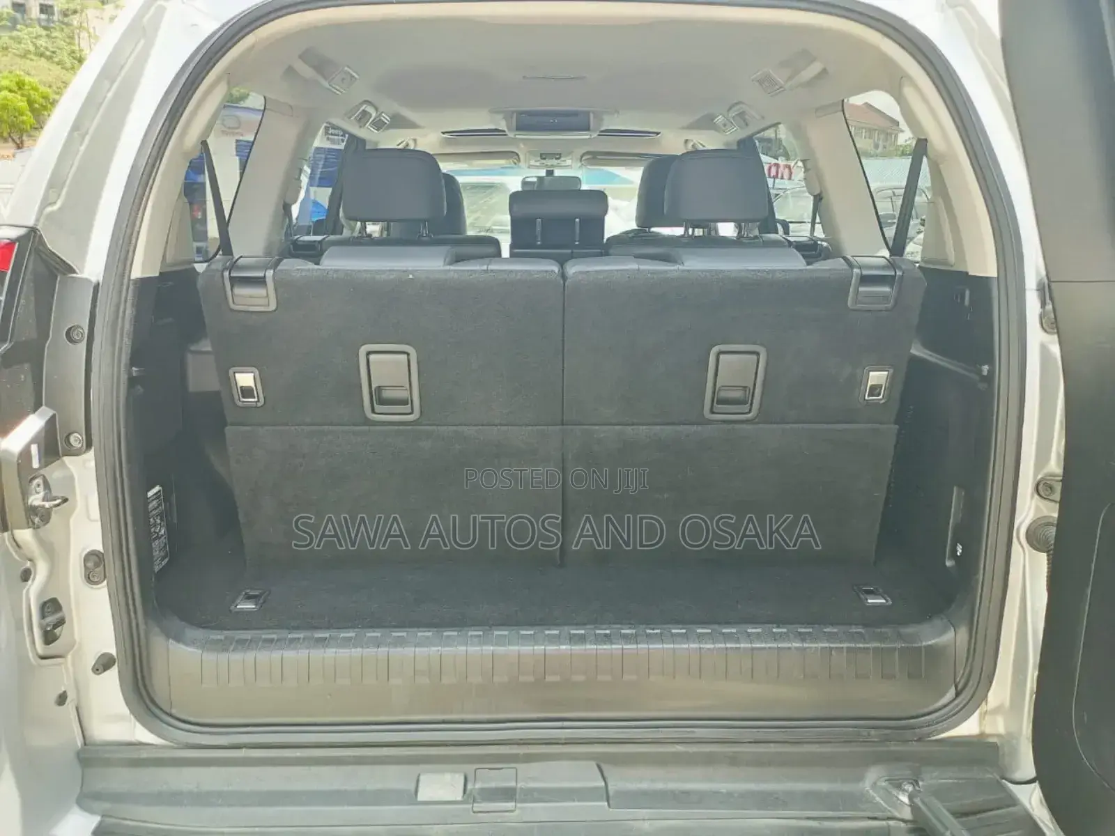 Toyota Land Cruiser Prado 2017 Silver