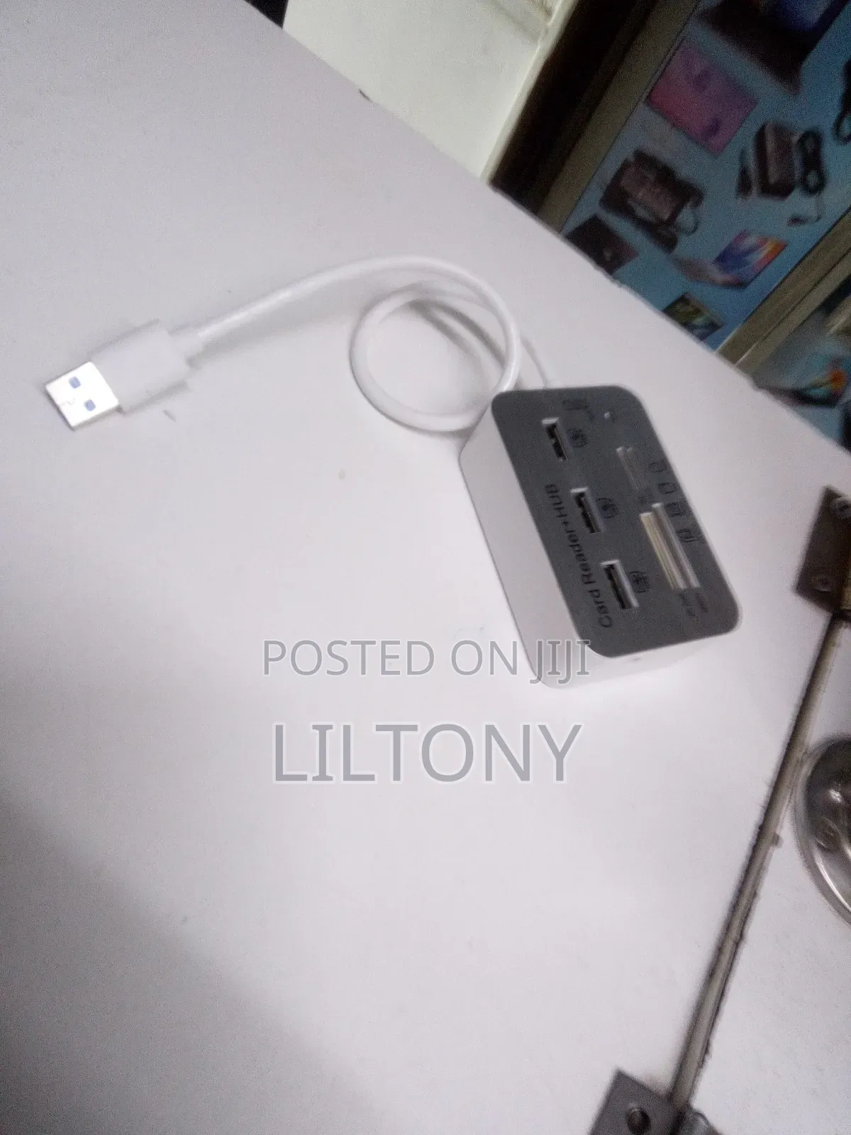 Usb3.0 Hub With Card 4readers Port